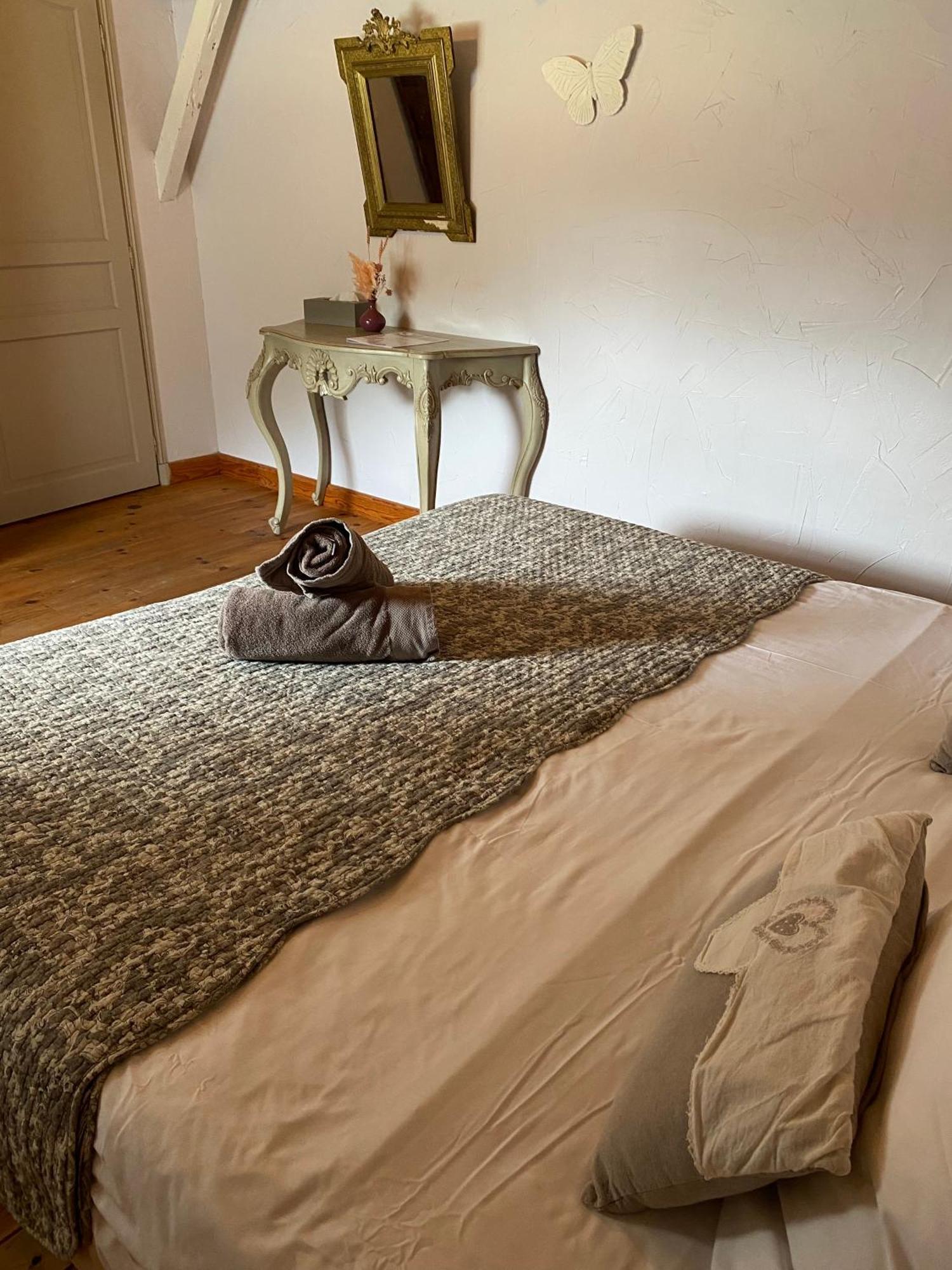 Maison D'Emmannaelle Auros Bagian luar foto